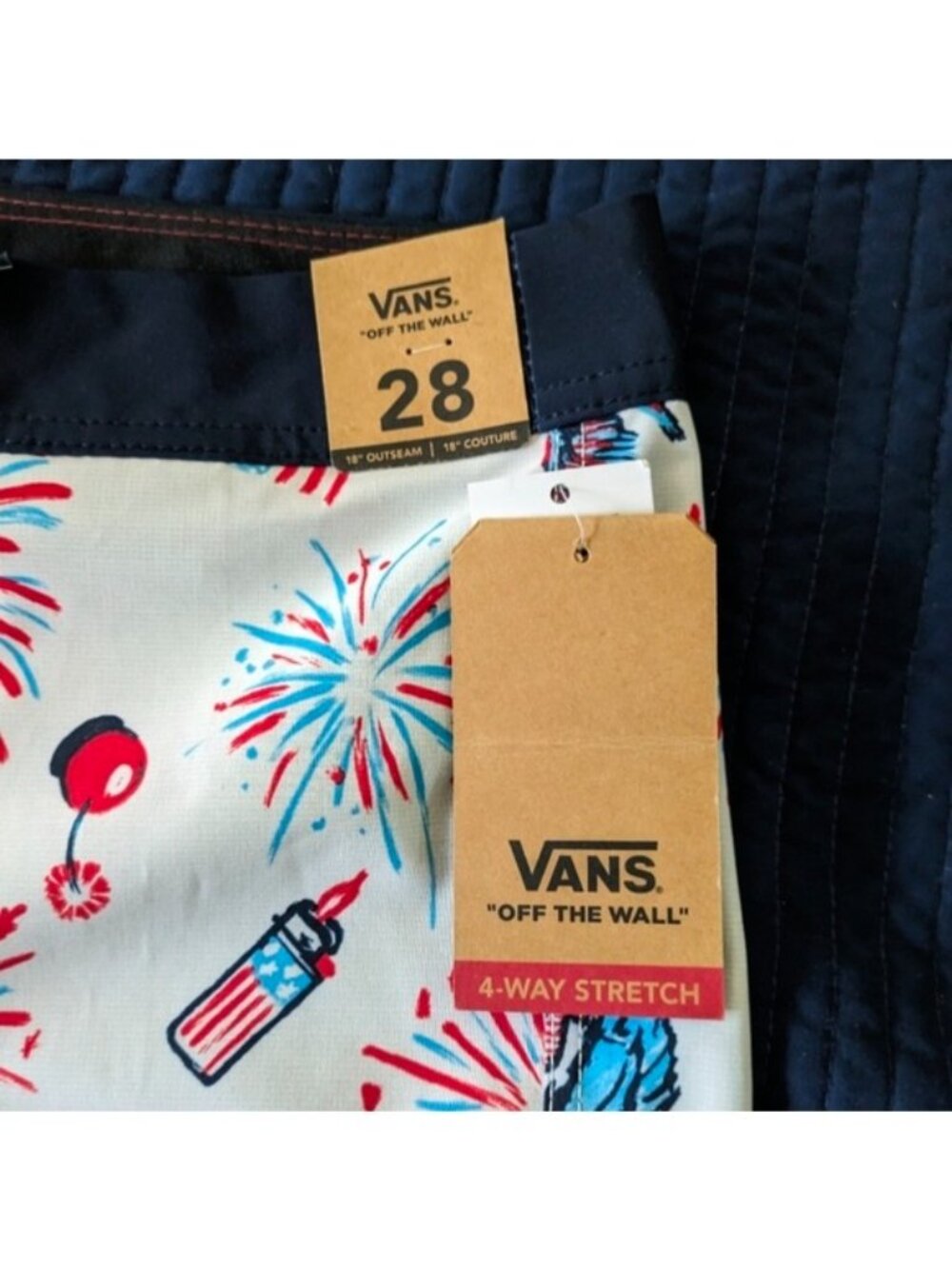 Vans Men 28 Waist NWT Era Boardshort  American Fourth of July 062026 - Picture 2 of 9